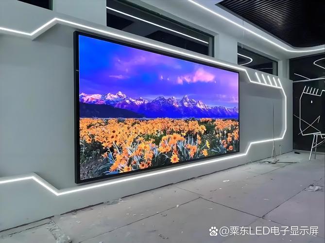 四川P1.25 LED全彩顯示屏品質(zhì)保障 高密度小間距如何選對不踩坑